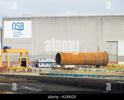 Strutture Offshore Gran Bretagna (OSB) fabbrica di turbine eoliche a Haverton Hill nei pressi di Billingham e Middlesbrough. Regno Unito Foto Stock