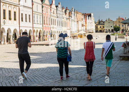 Telc, Repubblica Ceca, patrimonio mondiale UNESCO Città, la piazza principale, facciata townhouses, UE, Europa Foto Stock