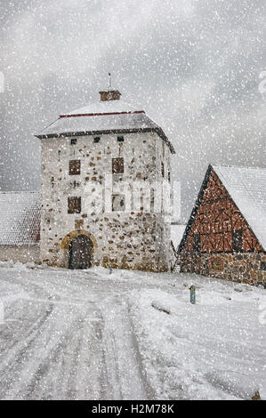 Vista di una coperta di neve Hovdala Castello nella regione Hassleholm. Hovdala Castle è un castello in Hassleholm comune, Scania, in modo Foto Stock