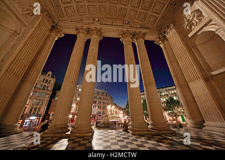 St Pauls Cathedral ingresso in grandangolo, City of London, England, Regno Unito Foto Stock