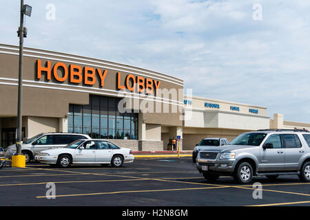 La parte esterna di un Hobby Lobby store, 2213 W. Interstate 240 strada di servizio nella città di Oklahoma, Oklahoma, Stati Uniti d'America. Foto Stock