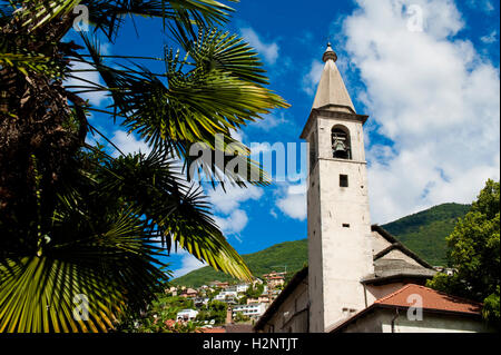 Città vecchia di Locarno, Ticino, Svizzera, Europa Foto Stock