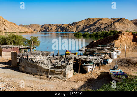 Piccolo porto di pescatori, Bandar Khayran, Oman Foto Stock