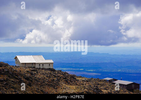 Lonely rifugio sulla cima del Monte Ruapehu Foto Stock