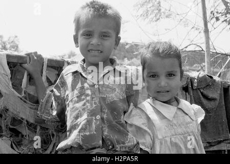 Bambini in india brian mcguire Foto Stock