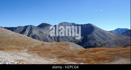 Montare Cronin in Colorado come si vede dalla Baldwin Gulch Jeep road vicino al Monte Antero Foto Stock