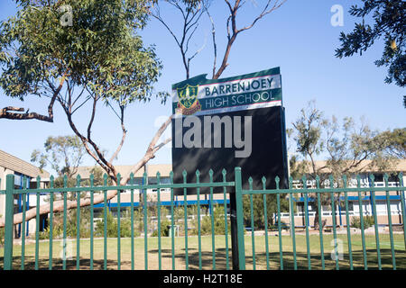 Barrenjoey alta scuola per gli studenti della scuola secondaria di Avalon,Sydney , Australia Foto Stock