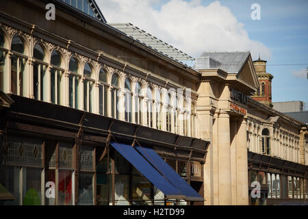 Bolton hall del mercato esterno Columbus Bolton sala mercato elencati edilizia architettura Greater Manchester Market Place Shopping Foto Stock