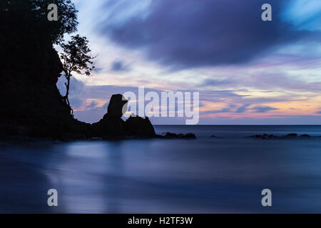 Tramonto a Smuggler's Cove Beach, Cap Maison Resort & Spa, Saint Lucia Foto Stock