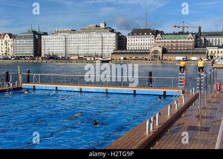 Piscina Allas Seapool in South-Port, Helsinki, Finlandia Foto Stock