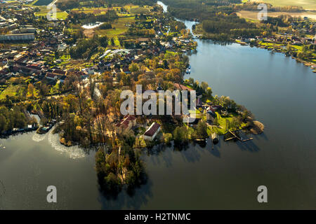 Veduta aerea del castello, Mirow, Johanniter Chiesa a Mirow, Mirow lago con castello isola Mirow Müritz Lake District ,, Mecklenburg Foto Stock