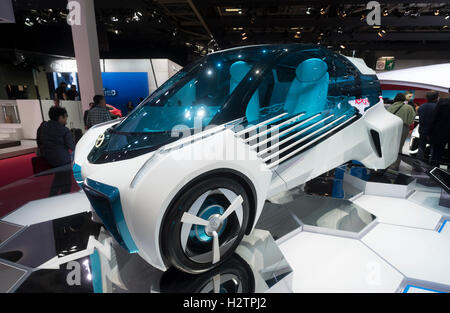 Toyota FCV più idrogeno a celle a combustibile e concept car al Paris Motor Show 2016 Foto Stock