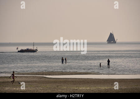 Terschelling ebb marea flusso spiaggia mare costa Paesi Bassi Foto Stock
