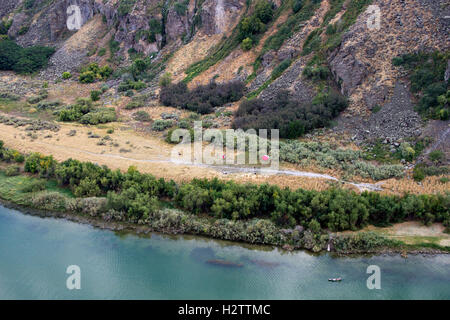 Base Jumping sul fiume Snake off del ponte Perine in Twin Falls, Idaho Foto Stock