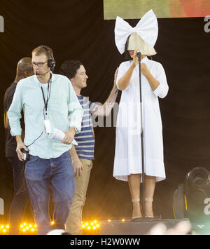 Sia su Good Morning America Concerto estivo dotato di serie: ISA Dove: New York New York, Stati Uniti quando: 22 Lug 2016 Foto Stock