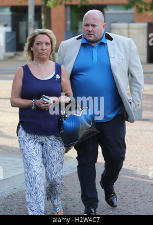 Ralph Bulger e Denise Fergus fuori ITV Studios con: Ralph Bulger, Denise Fergus dove: Londra, Regno Unito quando: 25 Lug 2016 Foto Stock