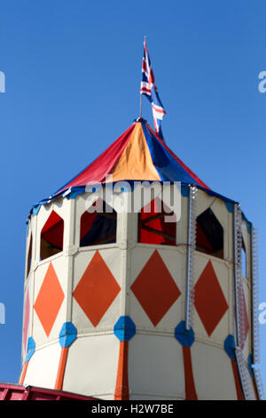 Tradizionale Helter Skelter ride, Jimmy's Farm annuale di salsiccia e birra festival musicali, 2016 Foto Stock