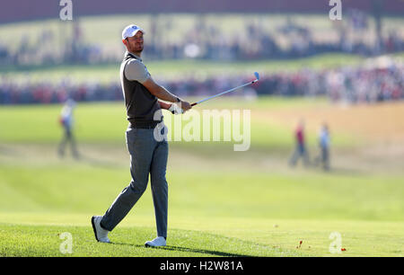 Dell'Europa Chris Wood durante il Foursomes al giorno due di la quarantunesima Ryder Cup a Hazeltine National Golf Club in Chaska, Minnesota, Stati Uniti d'America. Foto Stock