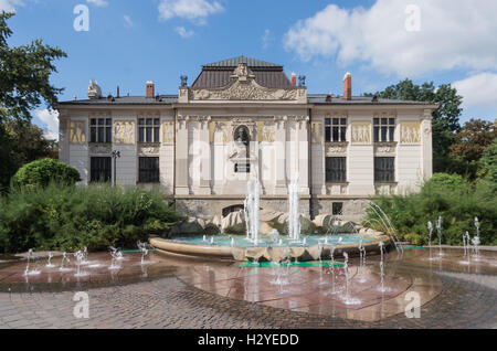 Pałac Sztuki, Plac Szczepański, Cracovia, in Polonia Foto Stock