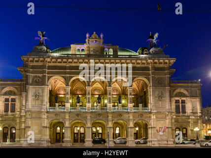 Wien, Vienna: Staatsoper (Opera di Stato) a Opernring, 01., Wien, Austria Foto Stock