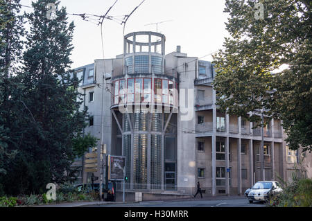 Blocco di appartamenti in stile high-tech, Rue Laxou, Nancy, Meurthe-et-Moselle, Francia Foto Stock