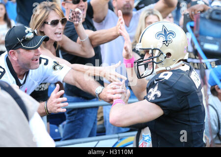 San Diego, CA, Stati Uniti d'America. 2 Ottobre, 2016. 2 ottobre 2016: nel gioco tra New Orleans Saints e San Diego Chargers, Qualcomm Stadium, San Diego, CA. Peter Joneleit/ ZUMA filo il credito di servizio: Peter Joneleit/ZUMA filo/Alamy Live News Foto Stock