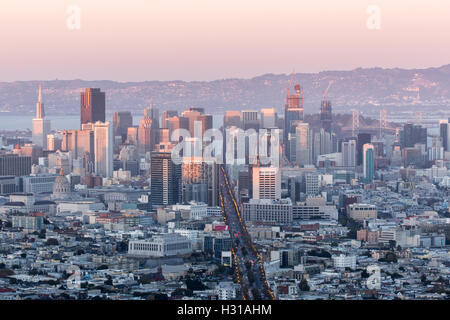 Il centro cittadino di San Francisco di Twin Peaks, Tramonto Foto Stock