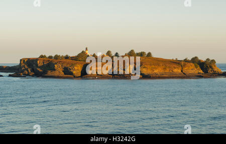 Tatoosh Isola, Cape lusinghe, Washington, NW angolo inferiore di 48 membri, Sunrise, sito di faro storico Foto Stock