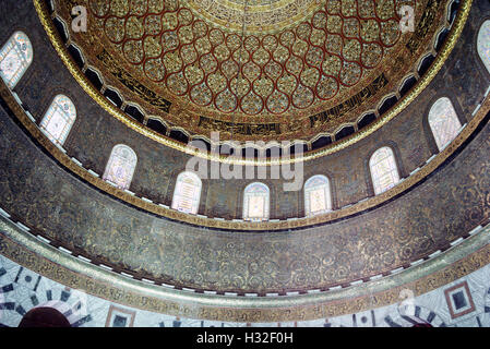 Interno del tamburo e della cupola, la Cupola della roccia di Gerusalemme Foto Stock