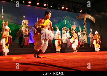 Dhol danza, Manipur, India Foto Stock