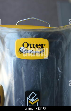 Otterbox Defender protezione robusto per Samsung Galaxy 7Edge Foto Stock