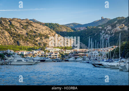 Poltu Quatu resort di lusso e marina, Sardegna, Italia. Foto Stock