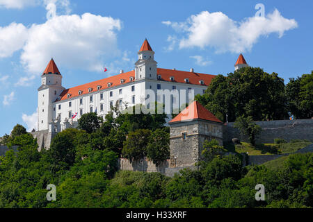 Pressburger Burg auf dem Burgberg a Bratislava, Westslowakei, Slowakische Republik Foto Stock