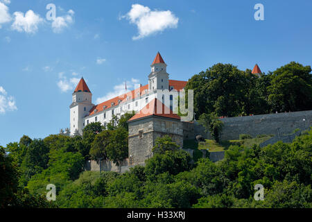 Pressburger Burg auf dem Burgberg a Bratislava, Westslowakei, Slowakische Republik Foto Stock