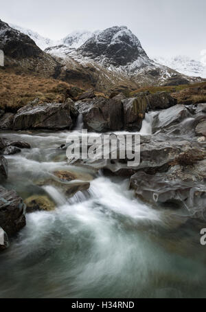 Deepdale Beck e Greenhow Fine in inverno, inglese parco Nazionale del Distretto dei Laghi Foto Stock