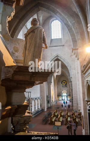 Interno del Trierer Dom, alta romanica cattedrale di San Pietro, Domplatz, Trier, Renania-Palatinato, Germania Foto Stock