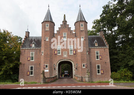 Ingresso al castello di business university nyebrode nel villaggio olandese di Breukelen Foto Stock