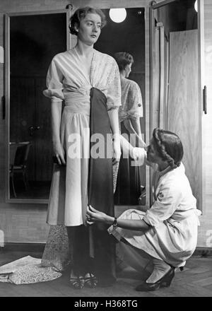 Tedesco Scuola Master di Moda a Monaco di Baviera, 1937 Foto Stock