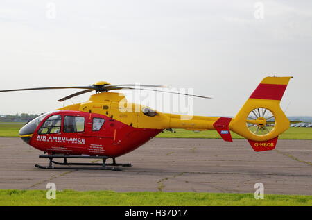 La Thames Valley e Chilterns Air Ambulance fiducia. Eurocopter EC135 G-HBOB Foto Stock