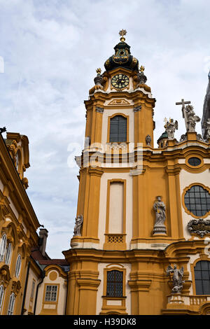 Veduta della chiesa dell Abbazia Benedettina di Melk, Valle del Danubio, Austria Foto Stock