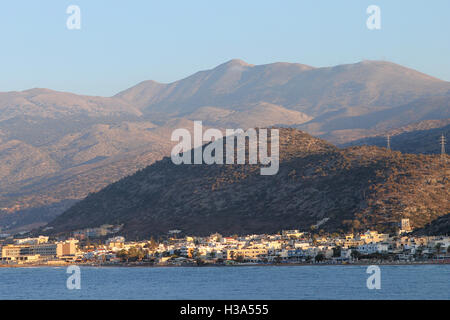 Viste di Stalis Stalida Creta Grecia Foto Stock