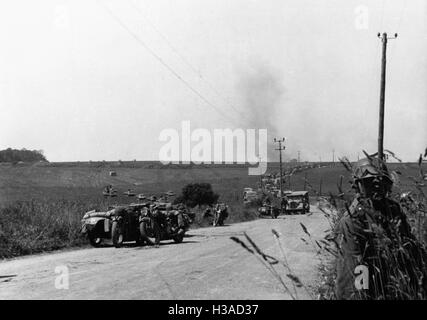 German Panzer Division in avanzamento in Francia, 1940 Foto Stock