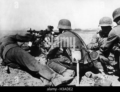 Il tedesco mitragliatrice posizione sul fronte orientale, 1941 Foto Stock