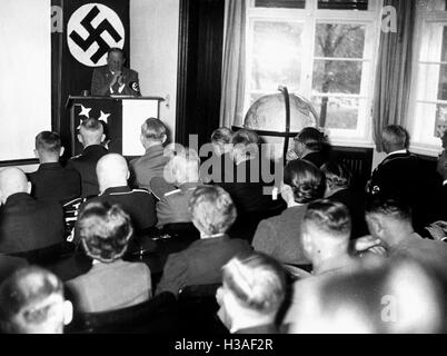 Franz Ritter von Epp nella Kolonialpolitisches Schulungshaus (politica coloniale casa di formazione) in Ladeburg-Bernau, 1938 Foto Stock