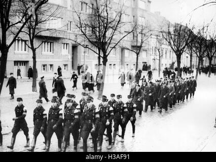 Parade di Memel dopo l'unione con il Reich tedesco, 1939 Foto Stock