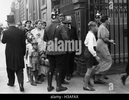 Messaggi di cordoglio in seguito alla morte di Paul von Hindenburg in Berlin Palazzo Presidenziale 1934 Foto Stock