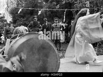 Delegazione HJ durante una danza giapponese di Miyazaki, 1939 Foto Stock
