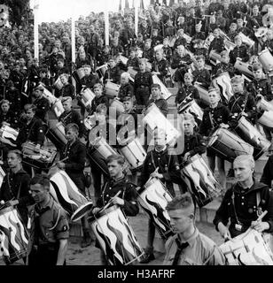 I percussionisti del Deutsches Jungvolk, 1935 Foto Stock