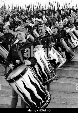 I percussionisti del Deutsches Jungvolk, 1935 Foto Stock