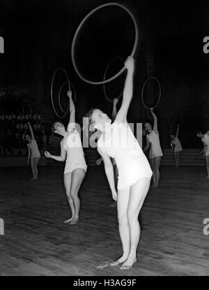 BDM-Werk Glaube und Schoenheit (BDM-lavoro, la fede e la bellezza della società), 1938 Foto Stock